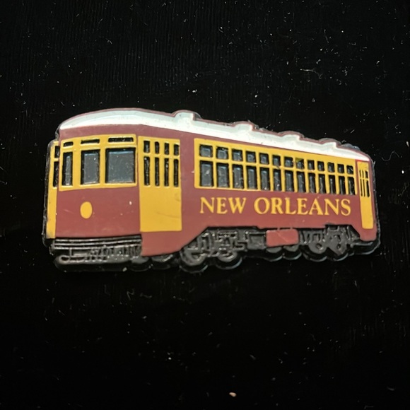 Magnets - Picture 9 of 16